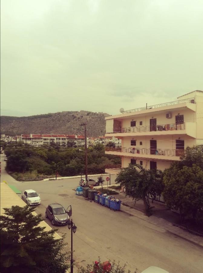 Kolokotroni'S Apartment Nafplio Ngoại thất bức ảnh